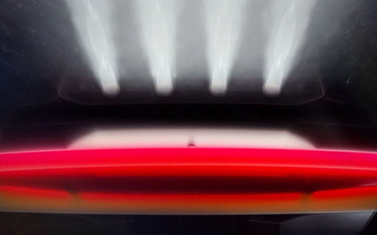 Tesla onthult nieuwe Roadster met stuwraketten