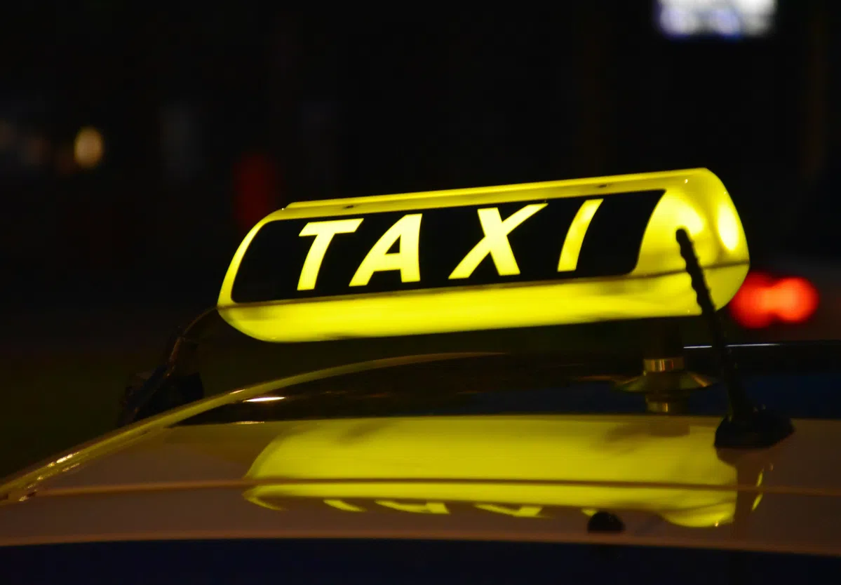 Amsterdam taxi drivers launch their own taxi app