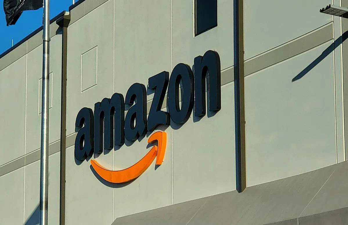 EU onderzoekt Amazon wegens prijsbeperkingen