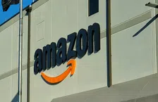 Thumbnail for article: EU heeft Amazon in het vizier vanwege verdachte prijskaartjes