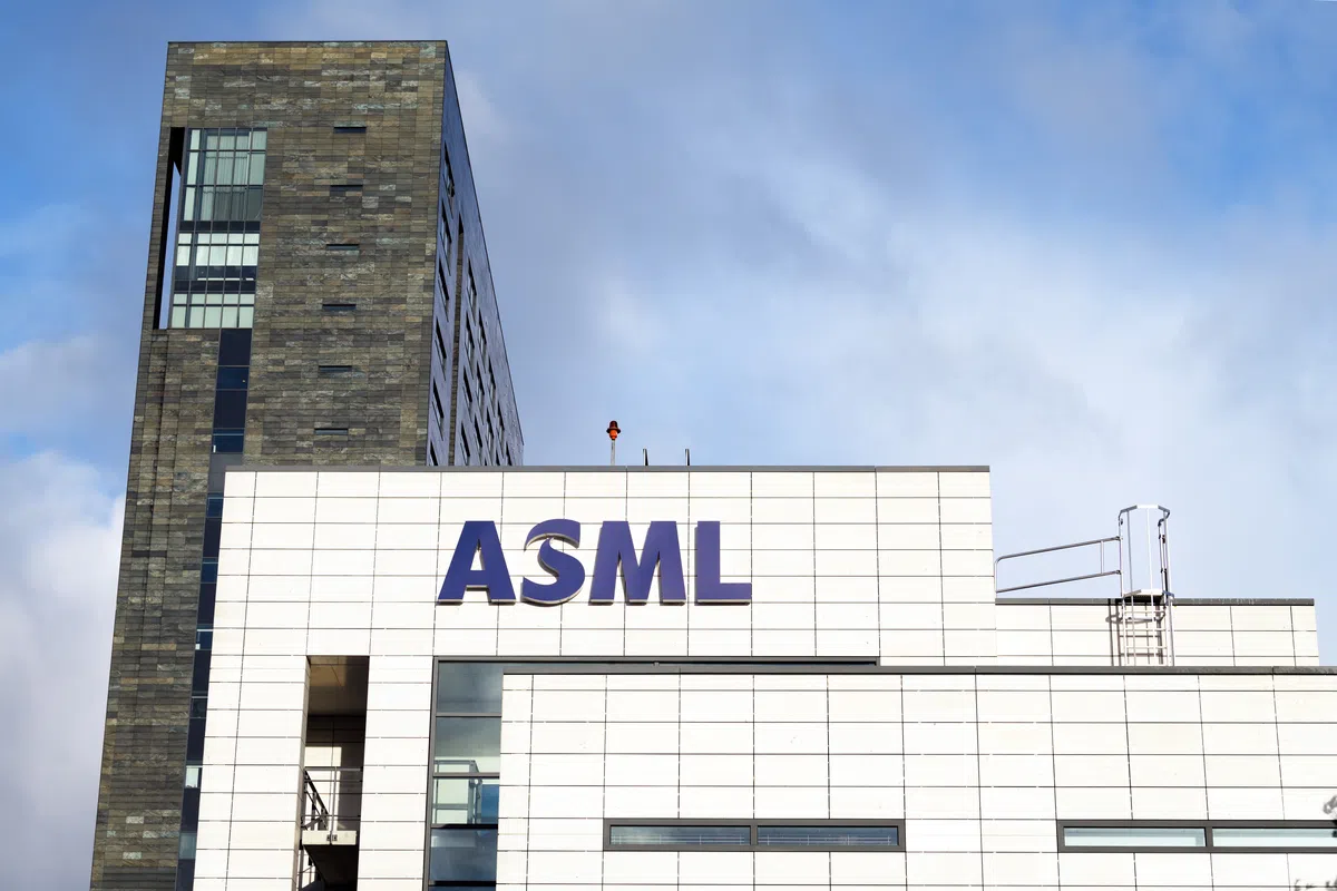 European sales for ASML drop to zero