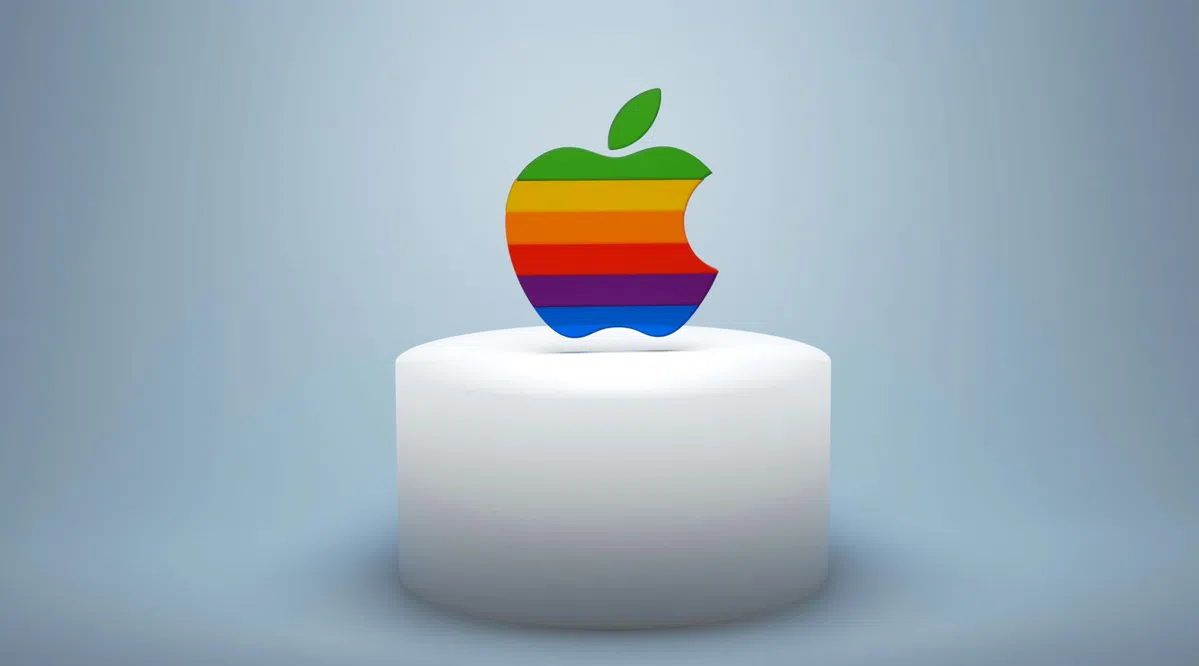 The Colorful Apple: A New Interactive Timeline