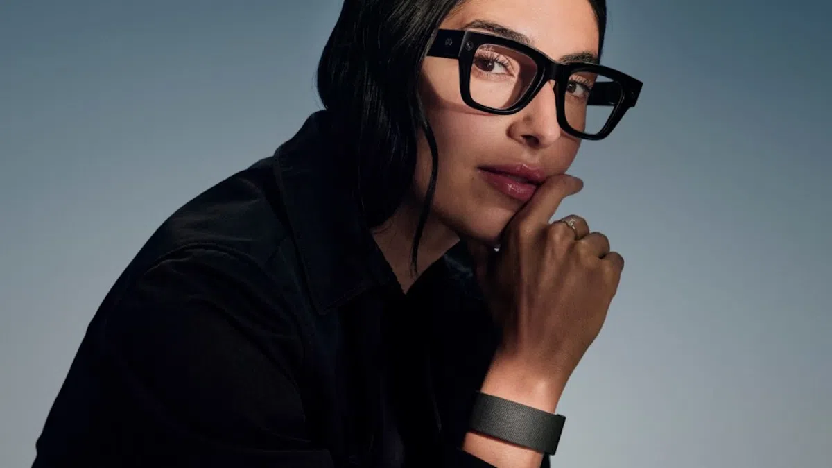Meta continues to sell smart glasses despite filming issues